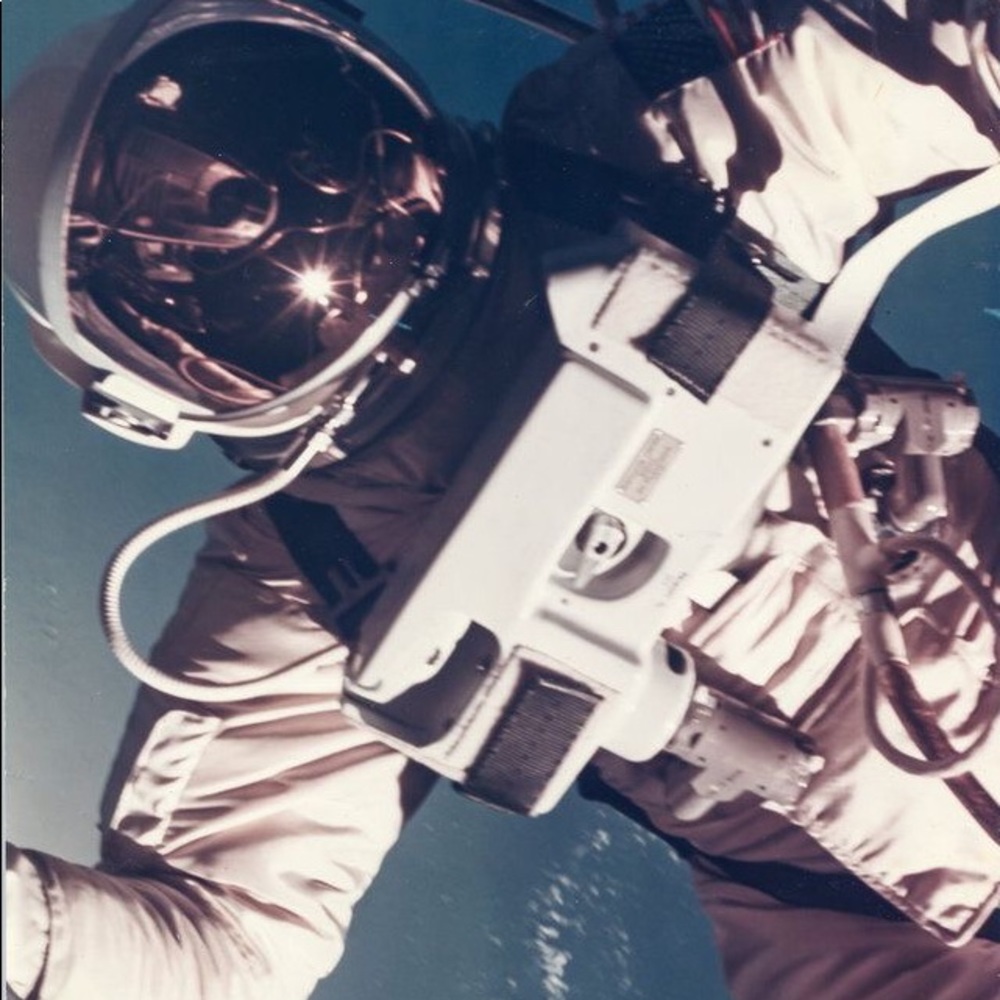 Meet your Posher, Gabriela